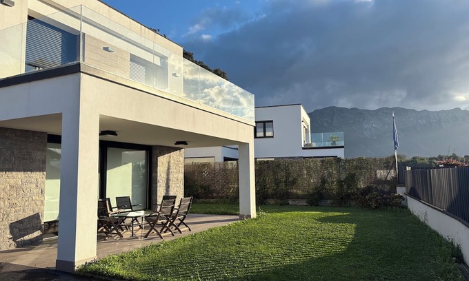 Llanes Chalet De Ski | Wonderful house la llavandera
