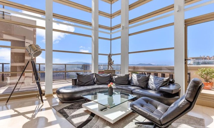 Diagonal Mar i el Front Maritim del Poblenou Appartement | Penthouse Duplex with whole City and Sea Views!