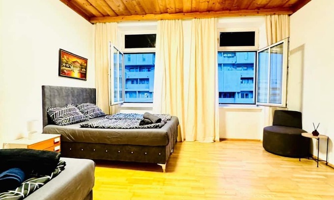 Grinzing Appartement | Lovely Room in Shared Apart | 10 Min to FAC Platz
