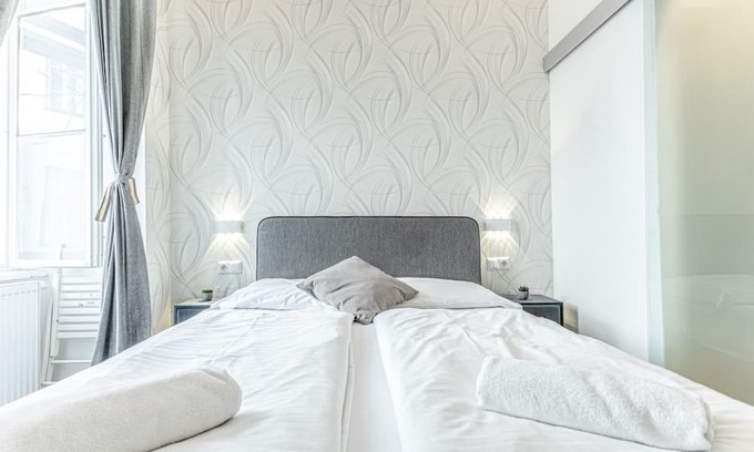 Mariahilf Hôtel | Affordable Hotel room for 2