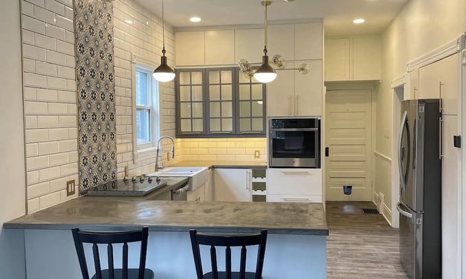 London Maison | Wonderful 3-bedroom house in Old East/Kelloggs Entertainment District