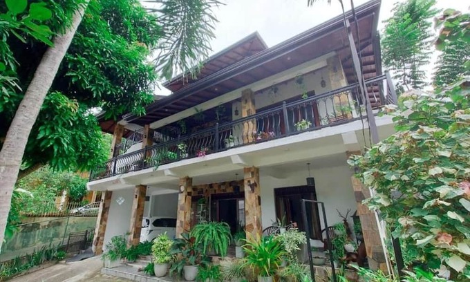 Gurudeniya Maison | Mahaweli Haven - 5 Bedrooms Luxury House in Kandy