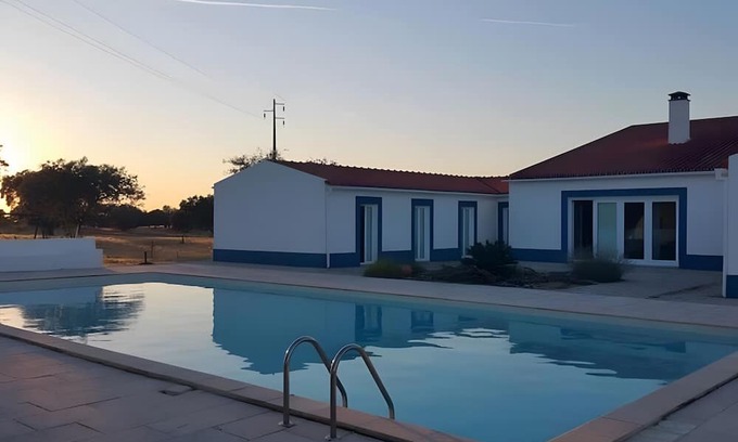 Arraiolos Appartement | Apartment 'Monte Azul, Um Oásis No Alentejo' with Private Pool, Wi-Fi and Air Conditioning