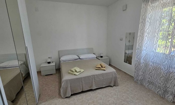 Santi Cosma e Damiano Appartement | Family friendly apartment 5minutes from the sea