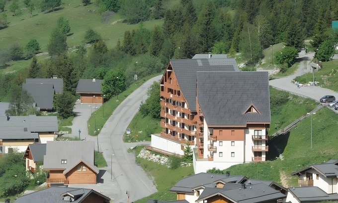 Montgellafrey Appartement | Apartment for 6 People, Saint François Longchamp (1650 m) Ski St François Longchamp