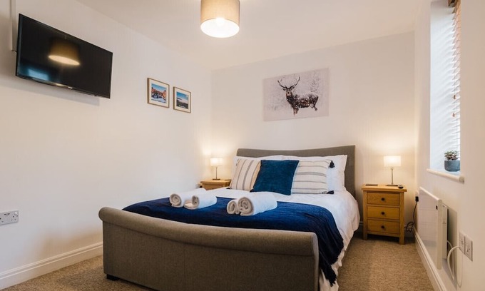 Cheltenham Cottage | Charming 2 Bedroom Home in the Cotswolds