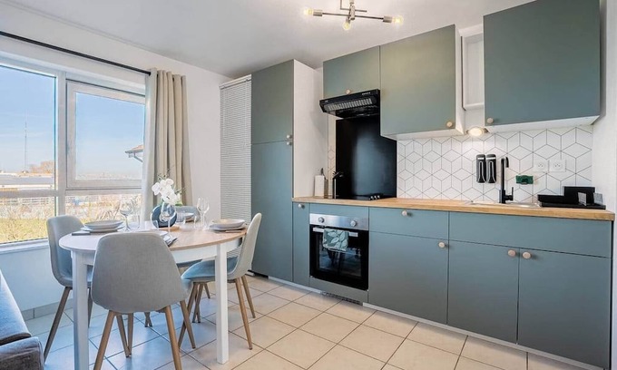 Woippy Appartement | Le Cookie - 4 pers' - 2 beds - Station 50m - Garage