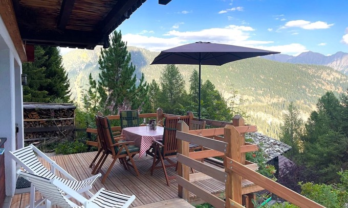 Blatten bei Naters Chalet De Ski | Cozy chalet at 1700m with a fantastic view
