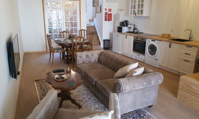 Magnac-Laval Appartement | Classy 2-bedroom apartment in Magnac-Laval - Home away from Home