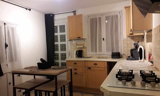 Saint-Julien-en-Saint-Alban Appartement | T2 in charming Ardèchois village