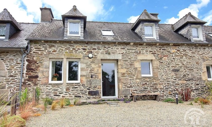 Le Haut-Corlay Maison | De la Fontaine - René