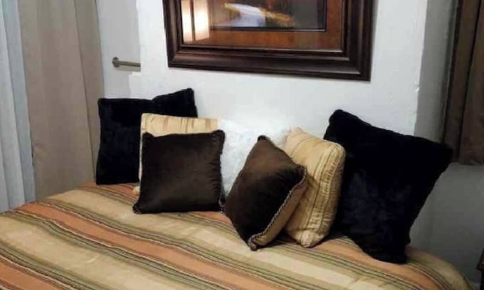 Pittsburgh Appartement | nGreat Apartment minutes from Downtown Pittsburgh! Hassle free check-in & Wi-Fi.