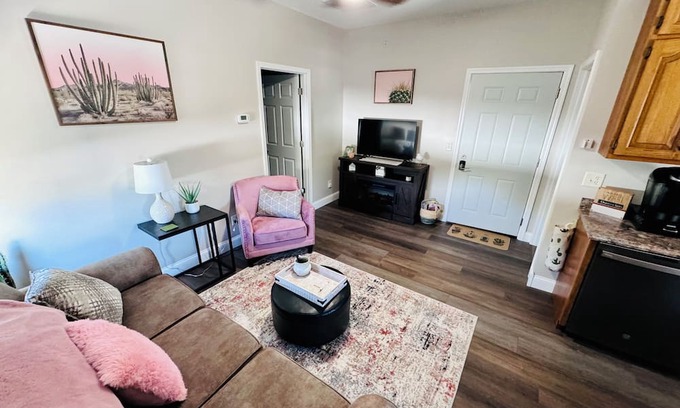 Moweaqua Appartement | Cozy 1-bedroom apartment with Fast WiFi, AC in Peaceful Moweaqua - Hidden Gem