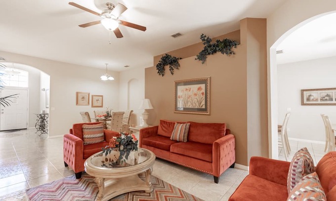 Highlands Reserve Maison | Cozy 4Bed Pool Home with Spa-246BD
