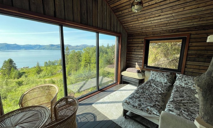 Fiskabygd Cabine | Stunning fiord panorama view off-grid forest cabin