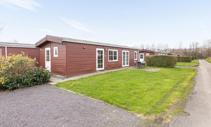 Wagenborgen Maison | Stunning home in Wagenborgen with WiFi