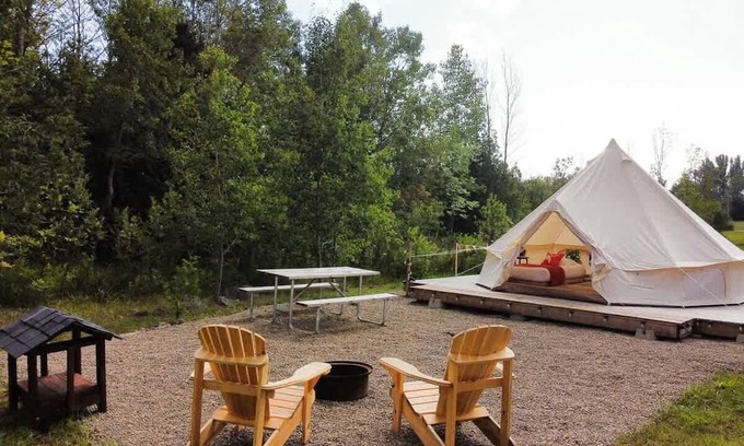 Miller Lake Maison | "Fox's Den" Glamping Tent