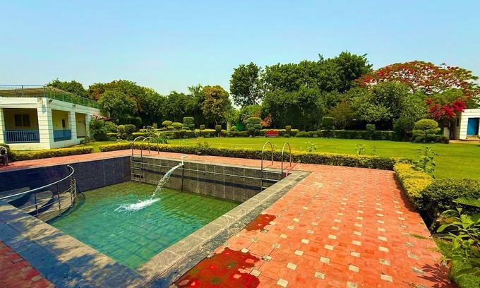 Noida Maison | Charming 1-bedroom house in Noida