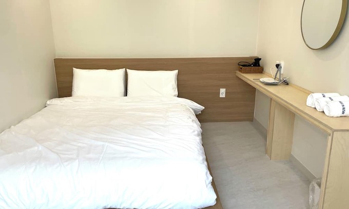 Jung-gu Maison | Charming 1-bedroom building in beautiful Busan with WiFi
