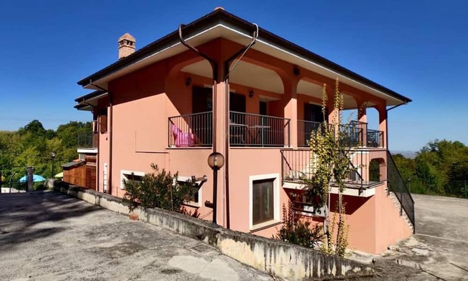 Abbateggio Maison | Homerez - Charming House in Abbateggio with Private Pool