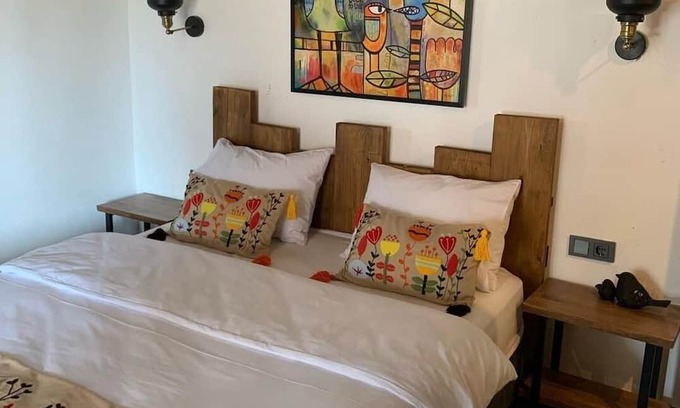 Ayvacik Maison | Charming 1-bedroom building with WiFi and AC in amazing Ayvacık