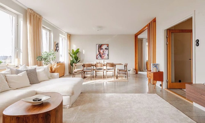 Ostermalm Appartement | 180 Sqm 5BR Apartment with Stunning View in Östermalm