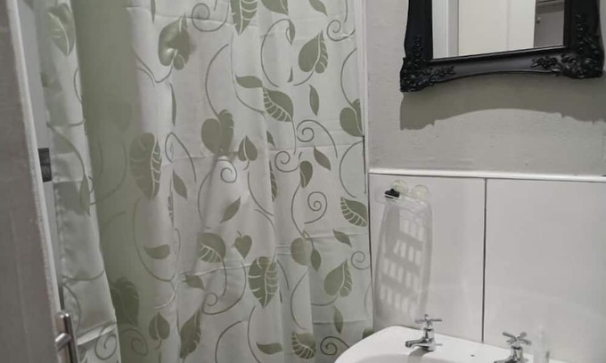 Fichardt Park Appartement | Orchard Guesthouse Standard Double Room