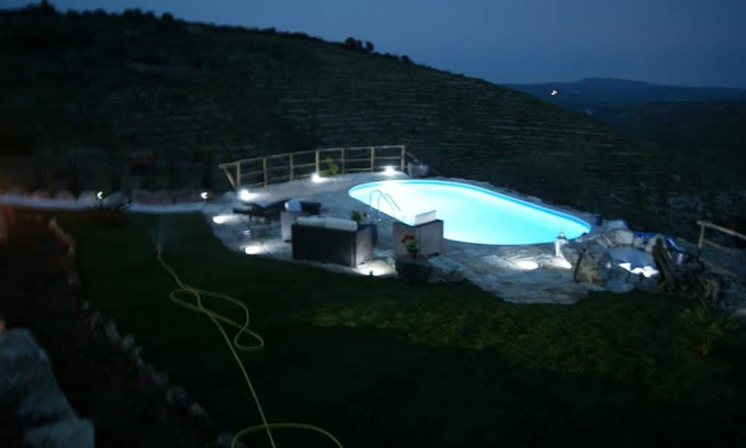 Buscemi Appartement | Apartment No.2 in the country house in the middle of the olive grove - peace and relaxation