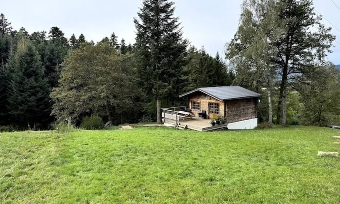 Entre-deux-Eaux Chalet De Ski | Chalet en pleine nature