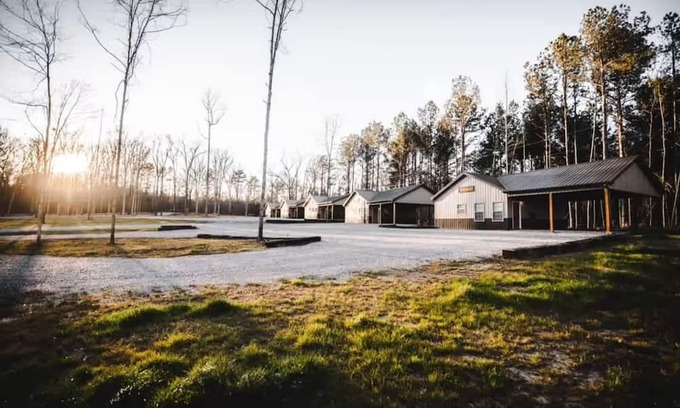 Wilsonville Cabine | Cabins Of Lay Lake at Beeswax Cabin #5