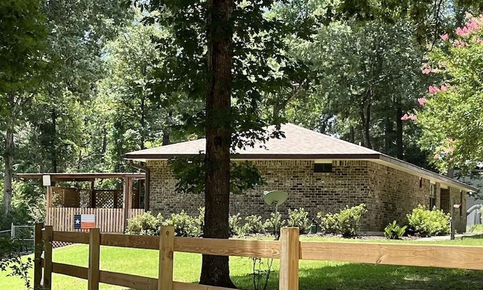 Woodville Maison | Comfortable 3 bdr/2 bath home with WiFi in Woodville