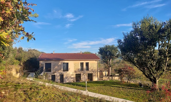 Peyrins Maison | Gîte 6 personnes, 3 chambres, au calme, 1h15 Lyon