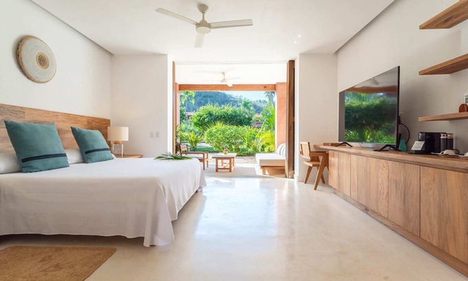 Costa Careyes Appartement | Junior Suite at El Careyes Club