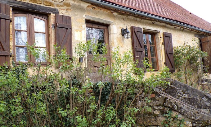 Le Vigan Maison | Gîte rural à Gourdon avec Wi-Fi gratuit et parking
