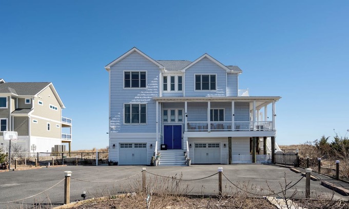Prime Hook Beach Maison | 29315 Clifton Shores - Waterfront on Primehook Beach