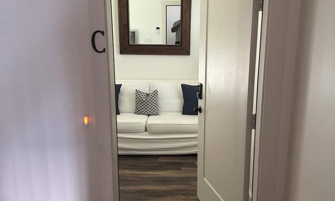 Wharton Appartement | Charming 2-bedroom apartment in fabulous Wharton.