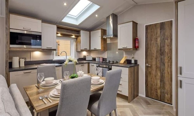 Letham Grange Cabine | Stunning Sheraton in Arbroath