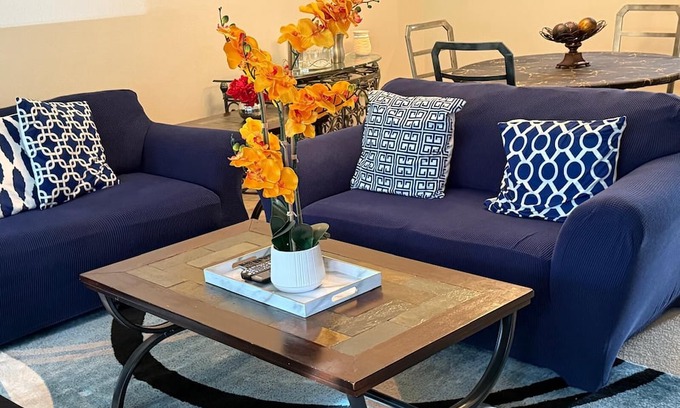Wesley Chapel Maison | Charming 2-bedroom townhome in Wesley Chapel with WiFi, AC .