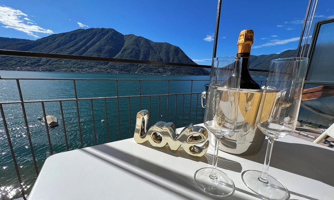 Colonno Appartement | Lake Loft Colonno, Colonno, Italy