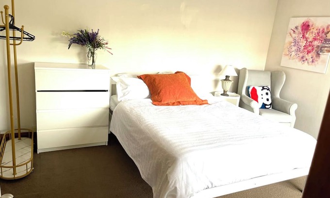 West Harbour Maison | Harbour & Sky View rooms, easily accessible to the Auckland CBD
