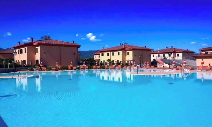 Rossano Maison | Villa with large garden in the Village Residence Aphrodite