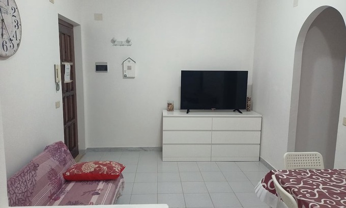Scalea Appartement | 70sqm furnished apartment 600m from the Sea