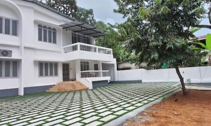Kottayam Maison | Genesis spaces AC upto 4 guests Kottayam