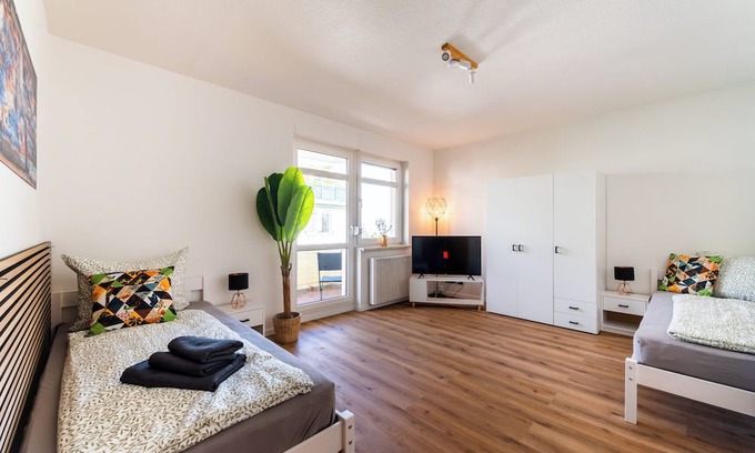 Bannewitz Appartement | Cozy Monteurwohnung with Balcony and Modern Amenities in Bannewitz