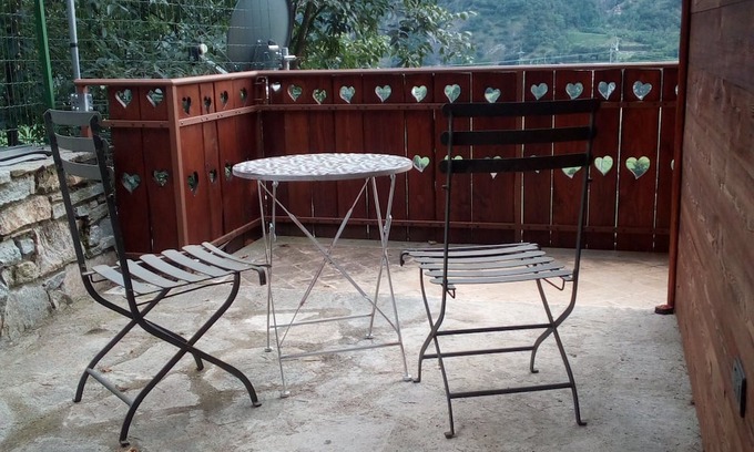 Verres Maison | Cozy detached accommodation in scenic and quiet area