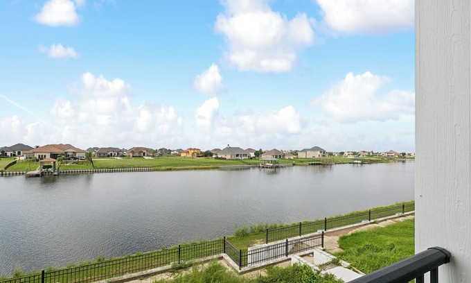Slidell Appartement | Cozy Waterfront 2-bedroom apartment in serene Slidell