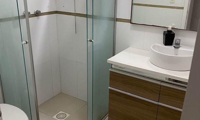 Varzea do Ranchinho Copropriété | Aluga-se- 1 quarto, 1 ban, .cozinha compartilhada,1 garagem p/ casal ou mulher.