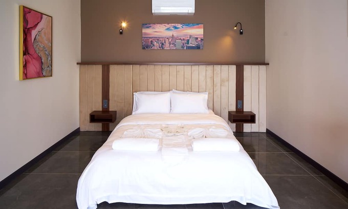 Masukiye Maison | 1+1 Private Pool-Lake View-Fireplace Bungalow for 3 People in Kartepe Maşukiye