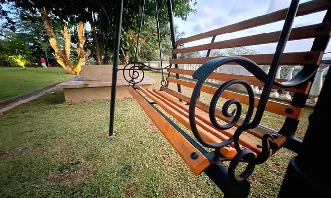 Yatinuwara Maison | Soothing Homestay with AC in Polgahamulla
