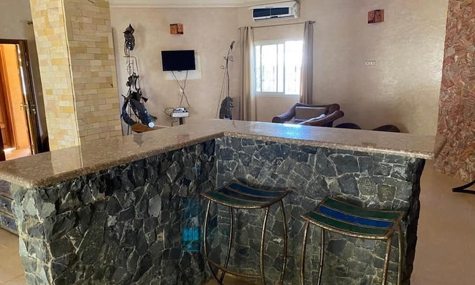 Toubab Dialao Villa | Bienvenue à la Villa ARTCANES 🌊 un cadre paisible entre mer et nature